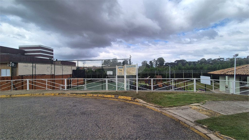 Casa à venda com 3 quartos, sendo 1 suíte,  no condomínio Residencial Horto Villagio, Sorocaba - SP