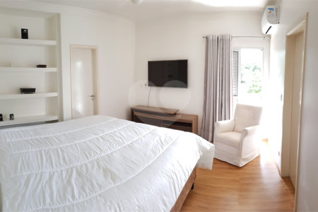 Casa à venda com 3 quartos, sendo 1 suíte, no condomínio Ilha das Águas, Salto - SP