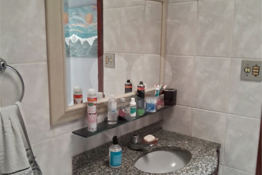 Sobrado à venda com 2 quartos em Tremembé, São Paulo, SP
