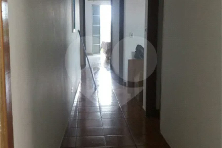 Sobrado à venda com 5 quartos em Tremembé, São Paulo, SP