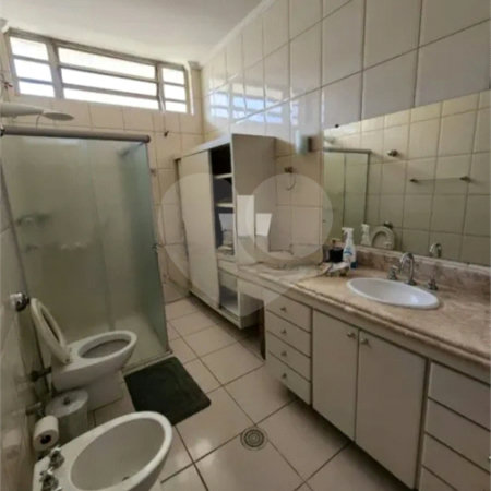 Casa à venda com 4 quartos, sendo 2 suítes, em Vila São Geraldo, São Paulo, SP