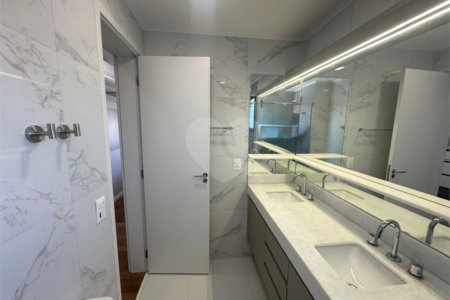 Apartamento à venda com 3 suítes em Brooklin Paulista, São Paulo, SP