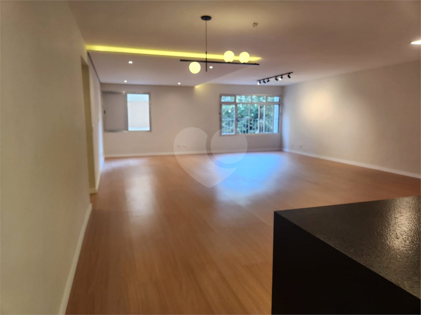 Apartamento à venda com 4 quartos, sendo 1 suíte,  em Pinheiros, São Paulo, SP