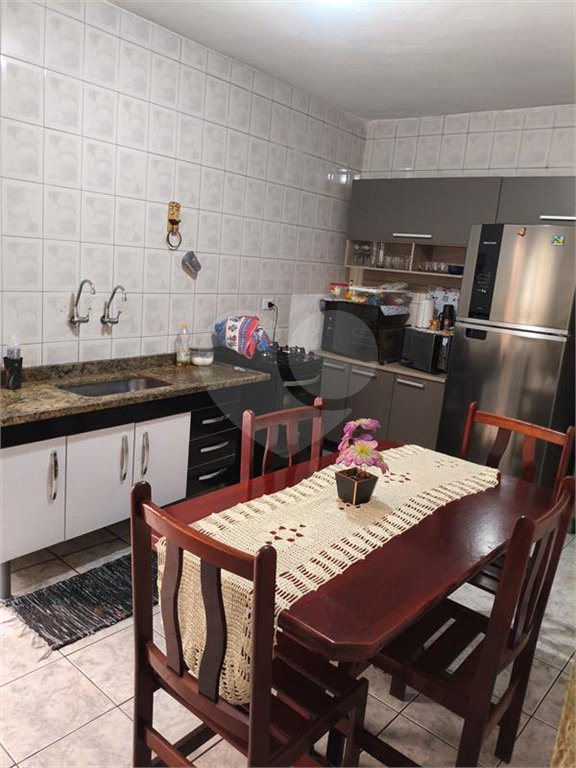Sobrado à venda com 4 quartos, sendo 2 suítes, em Tremembé, São Paulo, SP