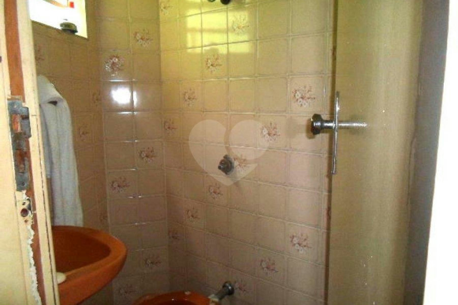 Sobrado à venda com 3 quartos, sendo 1 suíte, em Parque Edu Chaves, São Paulo, SP