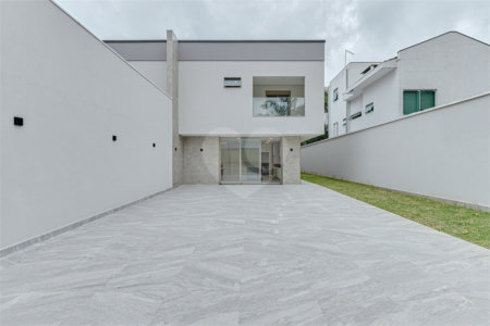 Casa à venda com 4 suítes no condomínio Carmen, São Paulo - SP