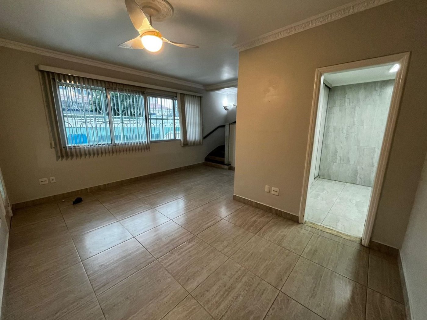 Sobrado com 3 dormitórios à venda, 152 m² por R$ 1.700.000,00 - Embaré - Santos/SP