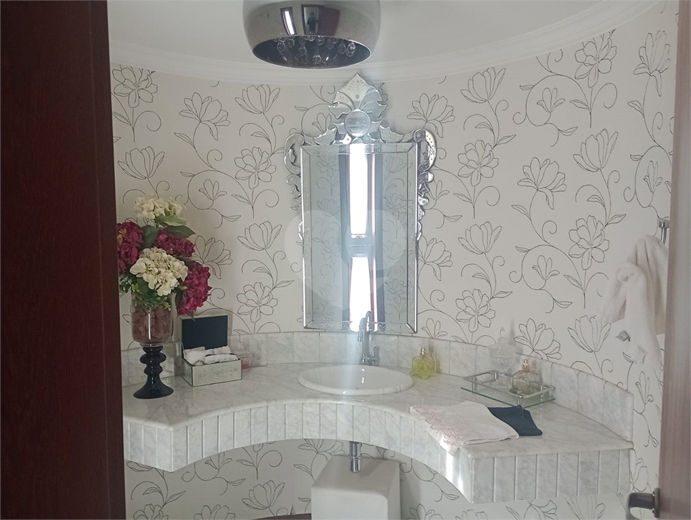 Casa à venda com 5 quartos, sendo 3 suítes, no Centro, Itapetininga, SP
