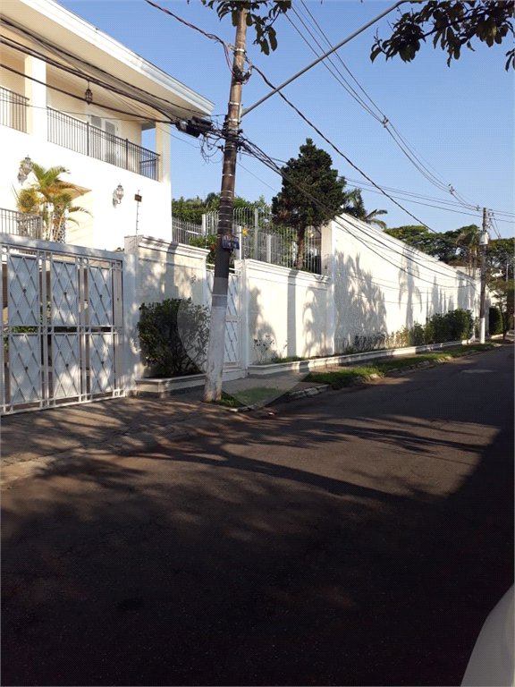 Casa à venda ou para alugar com 5 suítes em Jardim Leonor, São Paulo, SP