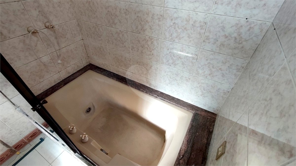 Sobrado à venda com 3 quartos, sendo 1 suíte, em Jardim São Paulo(zona Norte), São Paulo, SP