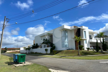 Casa à venda com 5 suítes no condomínio Residencial Fazenda Alta Vista, Salto de Pirapora - SP