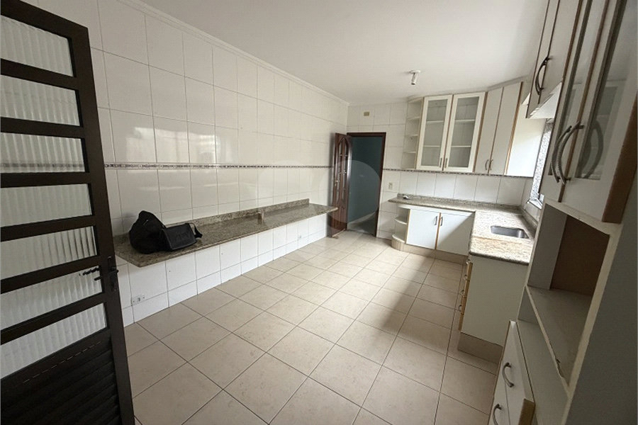 Sobrado à venda com 3 quartos em Limão, São Paulo, SP