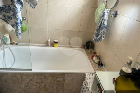 Casa à venda com 2 quartos, sendo 1 suíte, em Jardim Shangri-lá, Itapetininga, SP