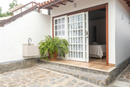 Casa à venda com 5 quartos, sendo 3 suítes, em Geribá, Armação dos Búzios, RJ