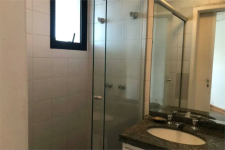 Cobertura à venda com 3 suítes em Vila Andrade, São Paulo, SP
