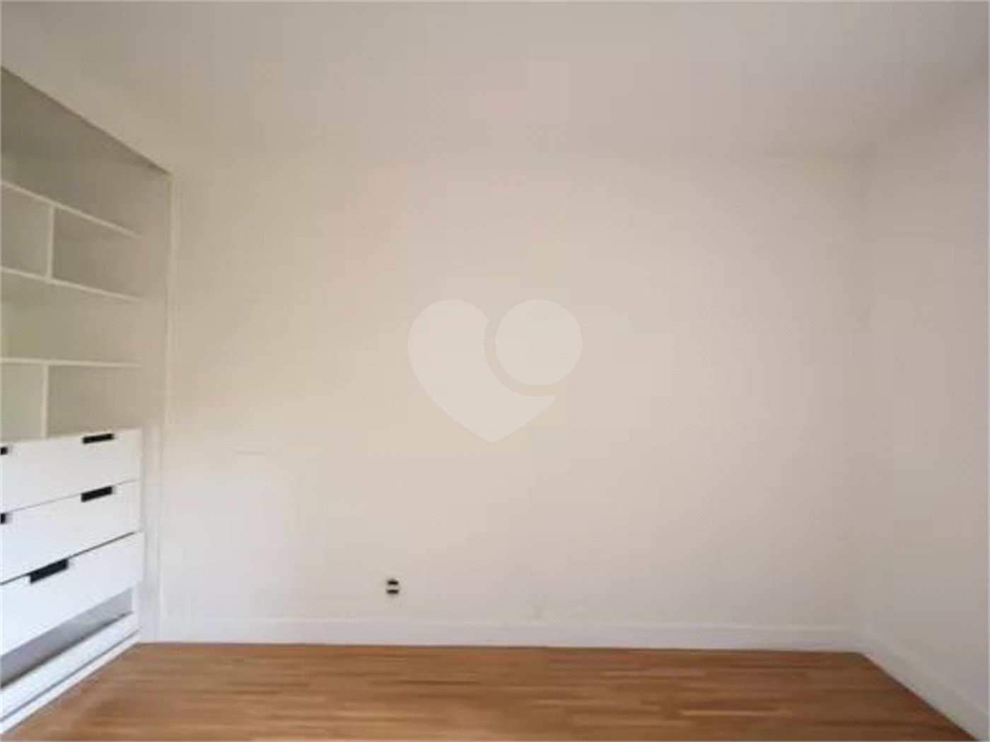 Apartamento à venda com 3 quartos, sendo 2 suítes,  em Paraíso do Morumbi, São Paulo, SP