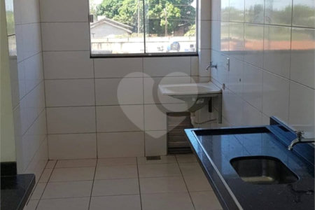 Apartamento à venda com 2 quartos em Jardim Central, Dourados, MS
