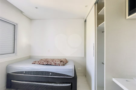 Apartamento à venda com 3 quartos, sendo 1 suíte,  em Nova Petrópolis, São Bernardo do Campo, SP
