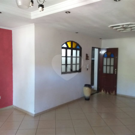 Sobrado à venda com 3 quartos, sendo 1 suíte, em Jardim Cruz do Corisco, São Paulo, SP