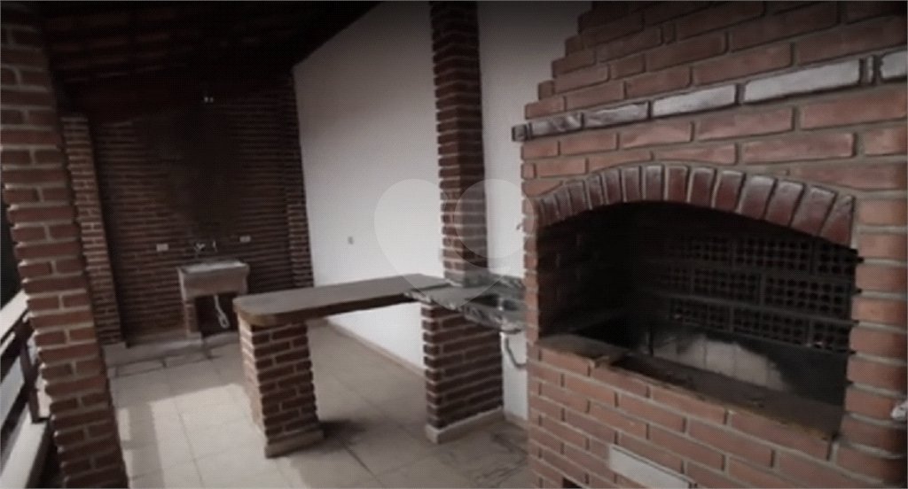 Casa à venda com 3 quartos, sendo 2 suítes,  no condomínio Não, São Paulo - SP