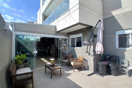 Apartamento à venda com 2 quartos, sendo 1 suíte,  em Bairro do Cambará, São Roque, SP