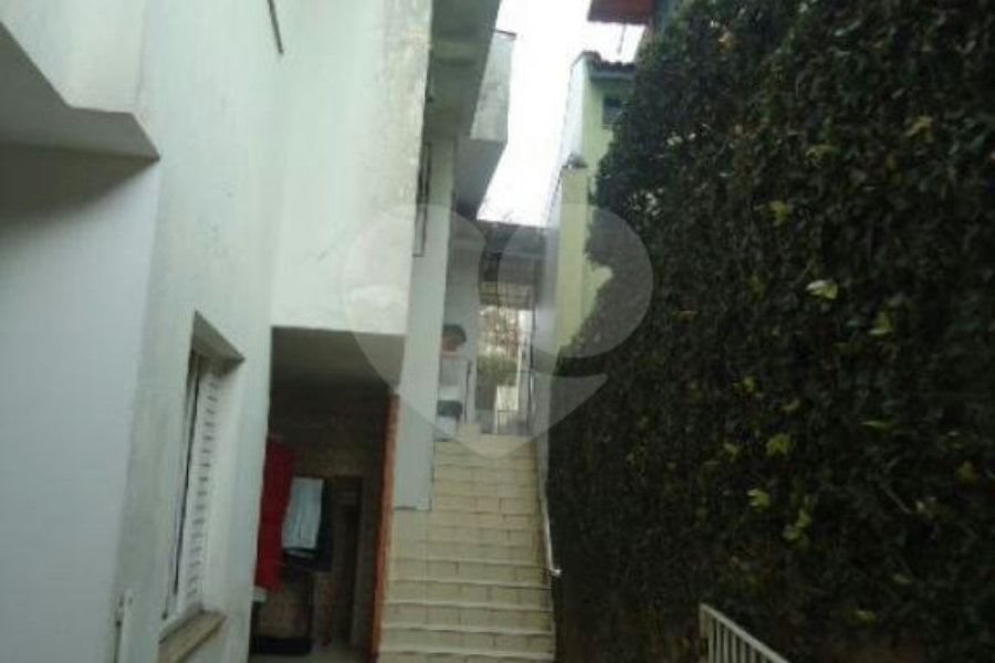 Sobrado à venda com 4 quartos, sendo 1 suíte, em Mandaqui, São Paulo, SP