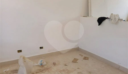 Sobrado à venda com 2 quartos, sendo 1 suíte,  em Terras de São José, Mairinque, SP