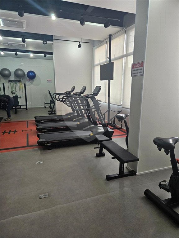 Apartamento à venda com 2 quartos, sendo 1 suíte,  em Pinheiros, São Paulo, SP