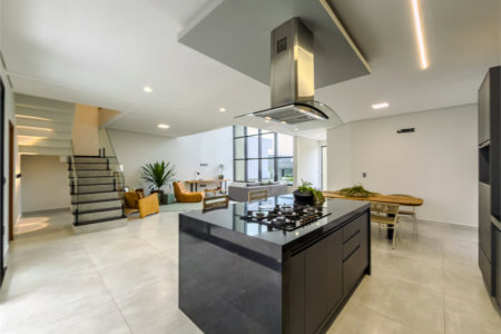 Casa à venda com 3 suítes no condomínio Jardim Residencial Dona Maria José, Indaiatuba - SP