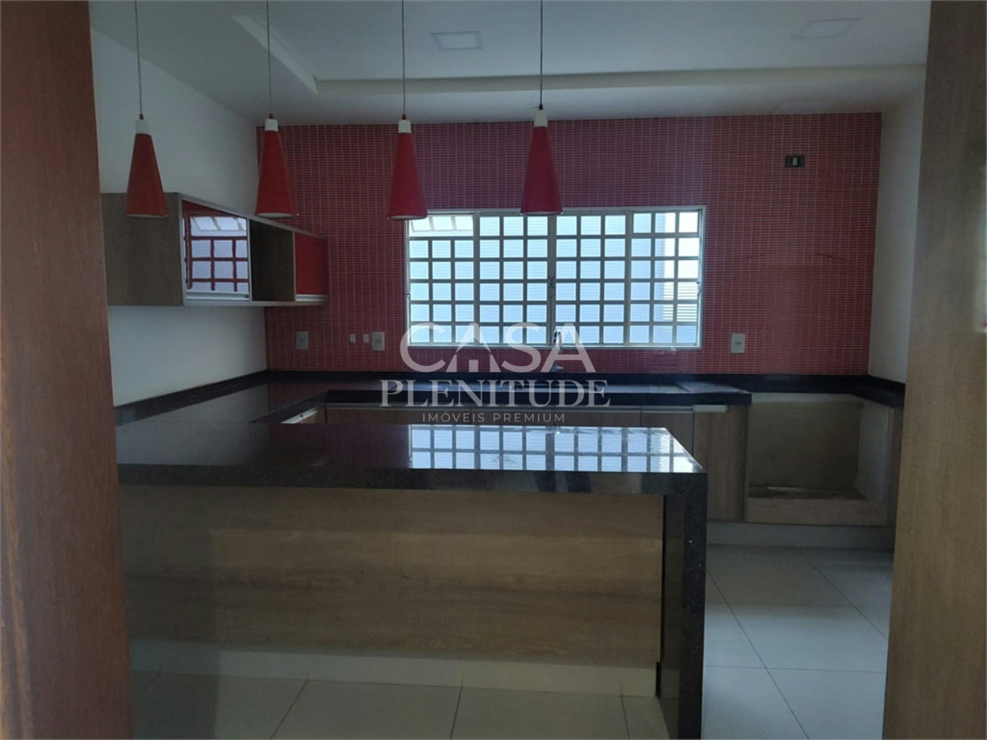 Casa Térrea à venda com 3 quartos, sendo 1 suíte,  em Jardim Rosália Alcolea, Sorocaba, SP