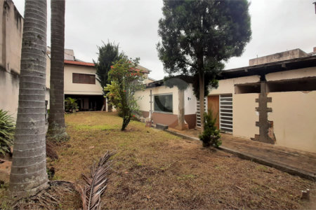 Casa Térrea à venda com 3 quartos, sendo 1 suíte, em Jardim Prudência, São Paulo, SP