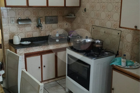 Casa à venda com 5 quartos, sendo 1 suíte, em Bangu, Rio de Janeiro, RJ