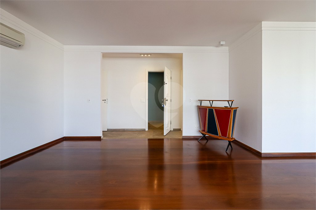 Apartamento à venda com 3 suítes em Cidade Monções, São Paulo, SP