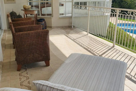 Casa à venda com 5 quartos, sendo 4 suítes, no condomínio Sol Vinhedo, Vinhedo - SP
