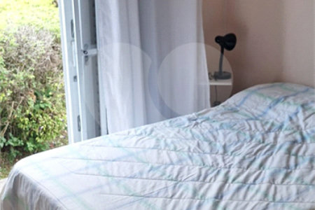 Casa à venda com 3 quartos, sendo 1 suíte, em Condomínio Flamboyant-b, Atibaia, SP