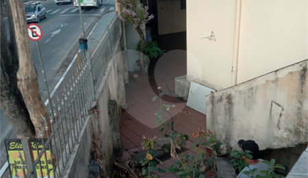 Casa à venda ou para alugar com 2 quartos no Centro, Mairiporã, SP