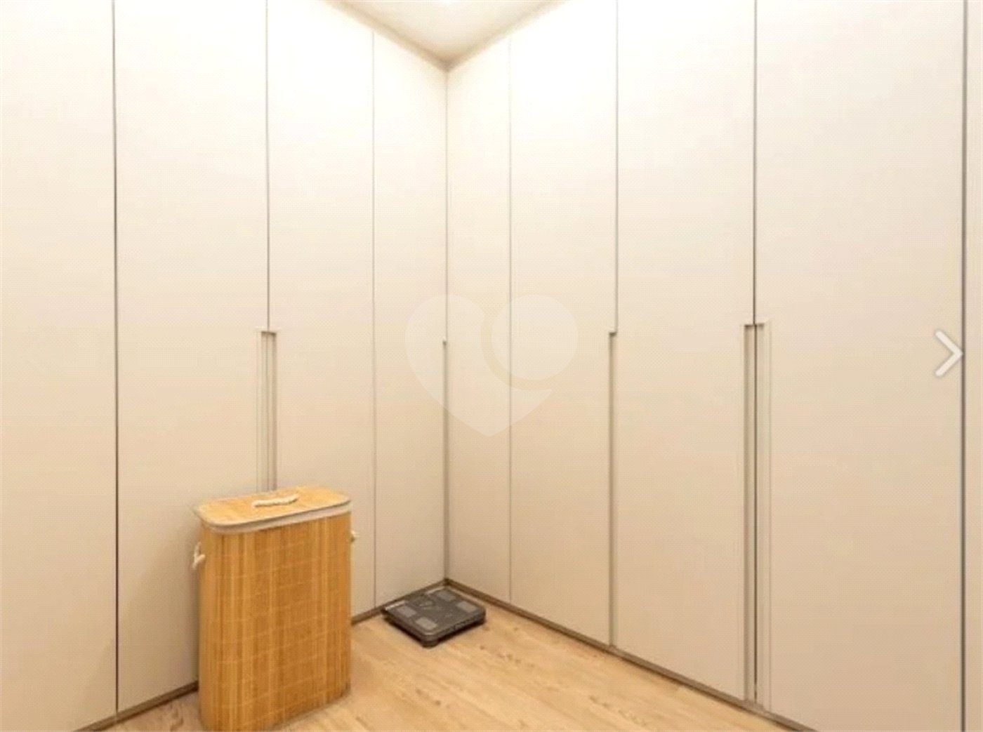 Apartamento à venda com 4 quartos, sendo 3 suítes, em Brooklin, São Paulo, SP