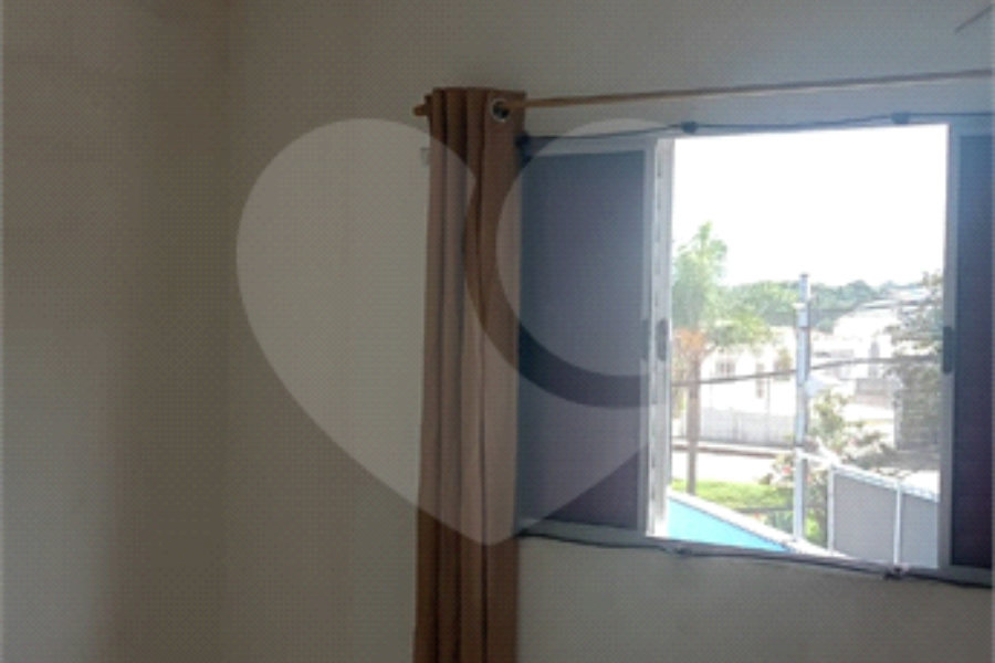 Sobrado à venda com 2 quartos em Parque Viviane, Itaquaquecetuba, SP