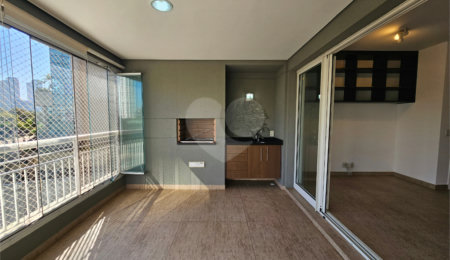 Apartamento à venda com 3 quartos, sendo 1 suíte, em Chácara Santo Antônio (zona Sul), São Paulo, SP