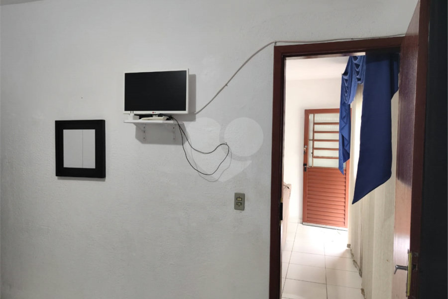 Casa Térrea à venda com 2 quartos em Parque Peruche, São Paulo, SP