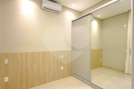 Casa à venda com 3 suítes no condomínio Residencial Dona Maria Candida, Indaiatuba - SP