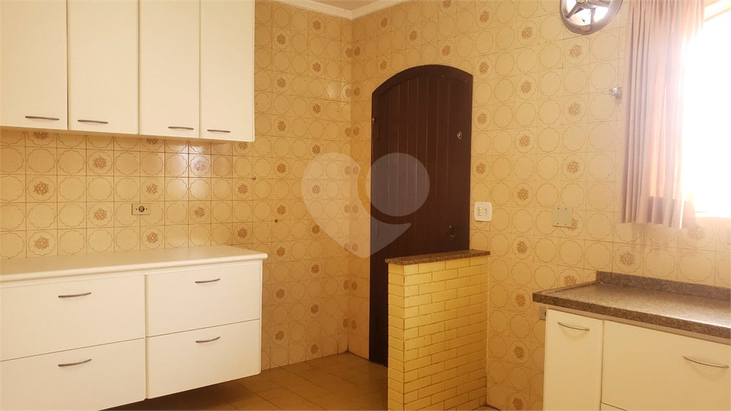 Casa Térrea à venda com 3 quartos, sendo 1 suíte,  em Campo Grande, São Paulo, SP