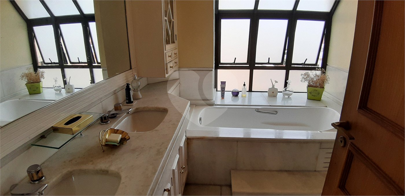 Apartamento à venda com 4 suítes em Santana, São Paulo, SP