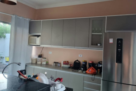 Sobrado à venda com 3 quartos, sendo 1 suíte,  em Jardim Alvorada, Três Lagoas, MS