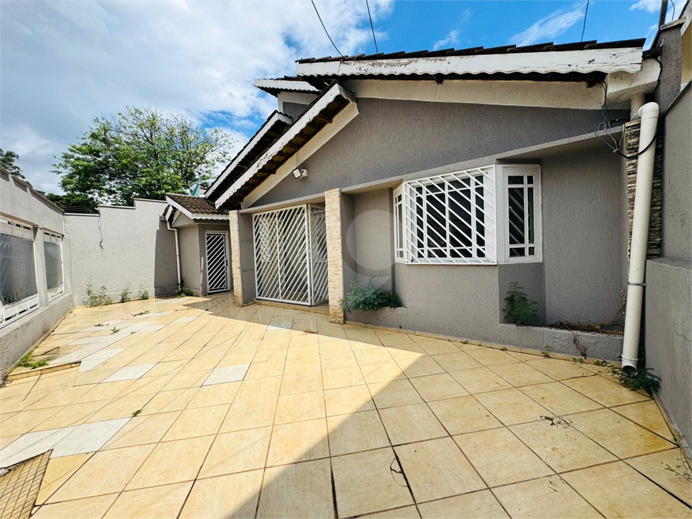 Casa à venda com 3 quartos, sendo 1 suíte, em Vila Galvão, Guarulhos, SP