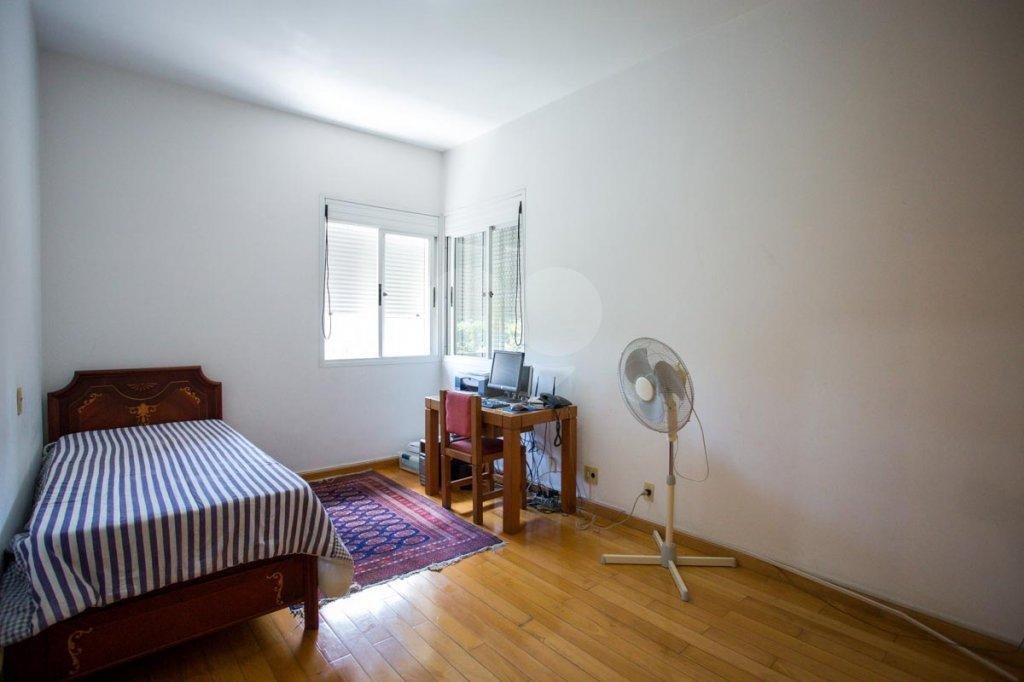 Apartamento à venda com 4 suítes em Jardim Fonte do Morumbi, São Paulo, SP