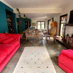 Casa à venda ou para alugar com 4 quartos, sendo 3 suítes, no condomínio Associação Reserva das Hortênsias, Mairiporã - SP
