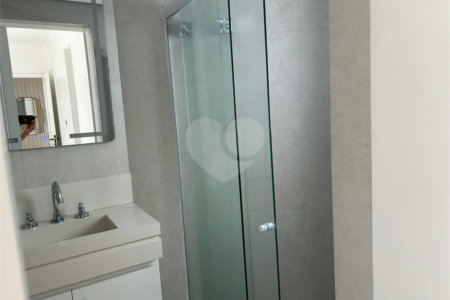 Apartamento para alugar com 3 quartos, sendo 1 suíte,  em Pinheiros, São Paulo, SP