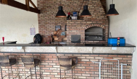 Sobrado à venda com 3 quartos, sendo 2 suítes,  em Jardim Alvinópolis Ii, Atibaia, SP