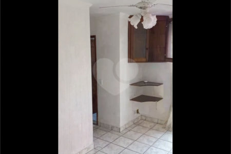 Apartamento para alugar com 2 quartos em Jardim da Glória, Cotia, SP